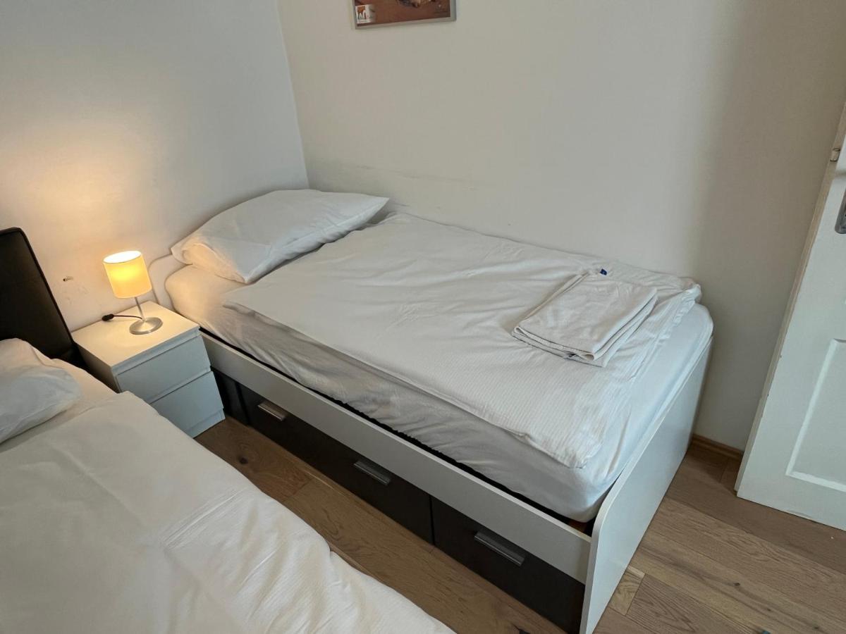 Stylish Apt Near Urania 1Br Apartment Vienna Exterior photo